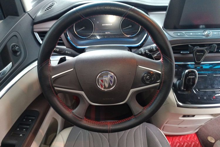 Used Buick GL8 2020 Land Cruiser Executive Class 652T Comfort Model Steering Wheel