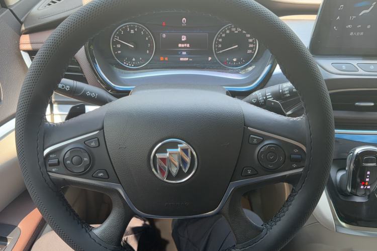 Used Buick GL8 2020 Land Business Class 652T Luxury Model Steering Wheel