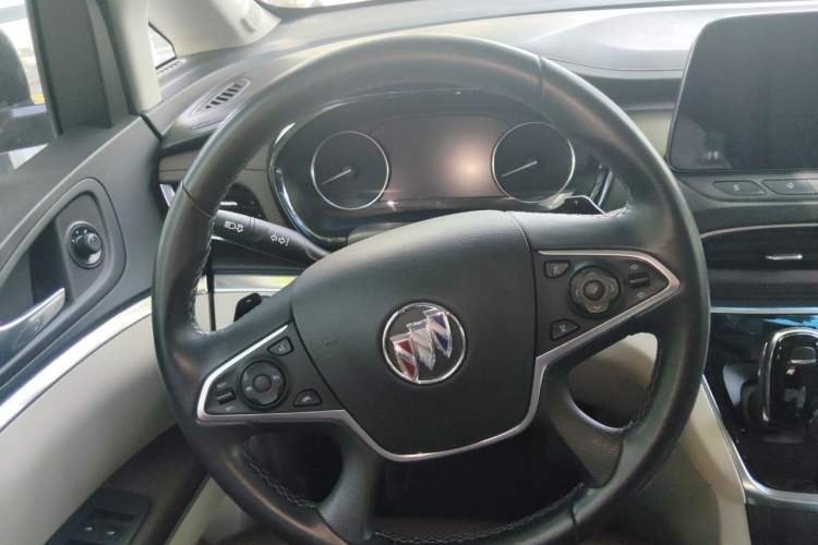 Used Buick GL8 2020 Land Business Class 652T Premium Model Steering Wheel