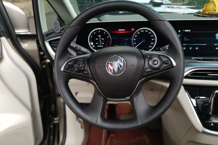 Used Buick GL8 2020 ES Land Cruiser 653T Comfort Edition Steering Wheel