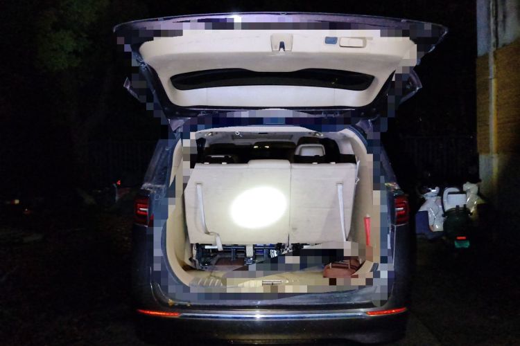 Used Buick GL8 2020 ES Land Cruiser 653T Luxury Model Trunk