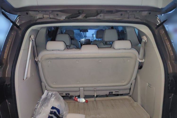 Used Buick GL8 2020 Land Business Class 652T Luxury Model Trunk