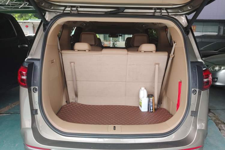 Used Buick GL8 2020 ES Land Cruiser 653T Luxury Model Trunk