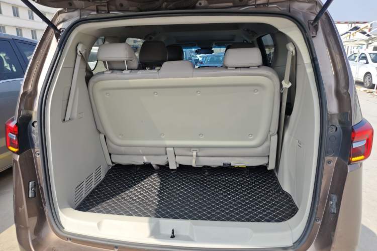 Used Buick GL8 2020 Land Cruiser Executive Class 652T Comfort Model Trunk