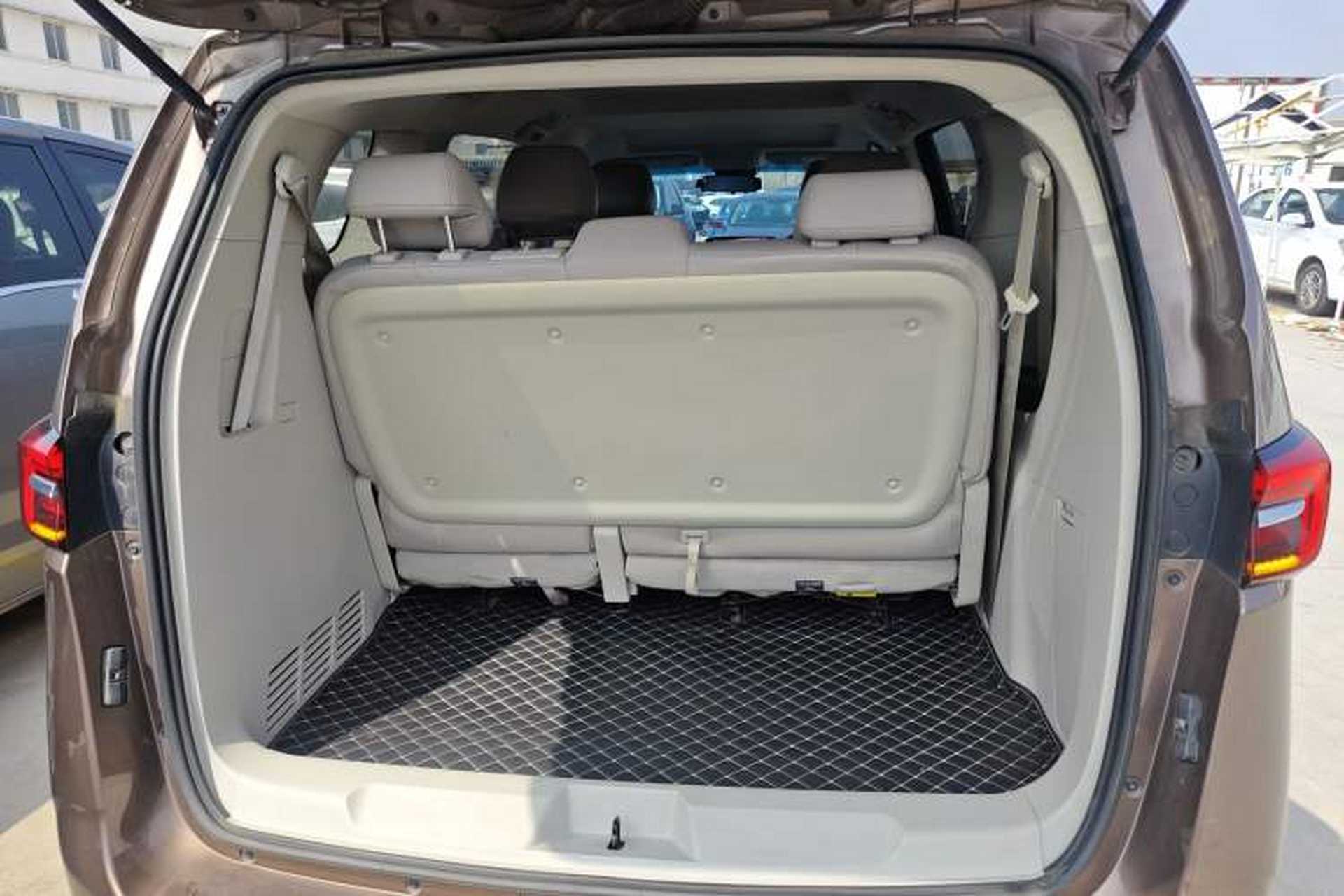 Used Buick GL8 2020 Land Cruiser Executive Class 652T Comfort Model Trunk
