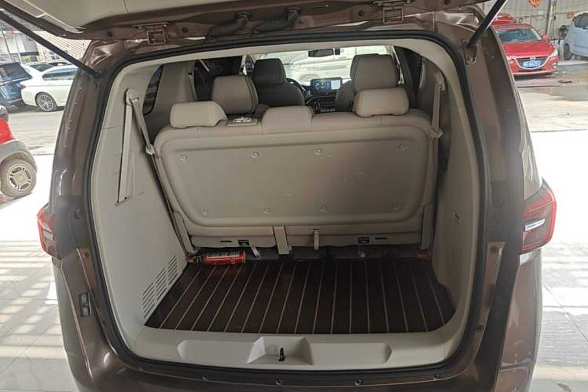 Used Buick GL8 2020 Land Business Class 652T Luxury Model Trunk