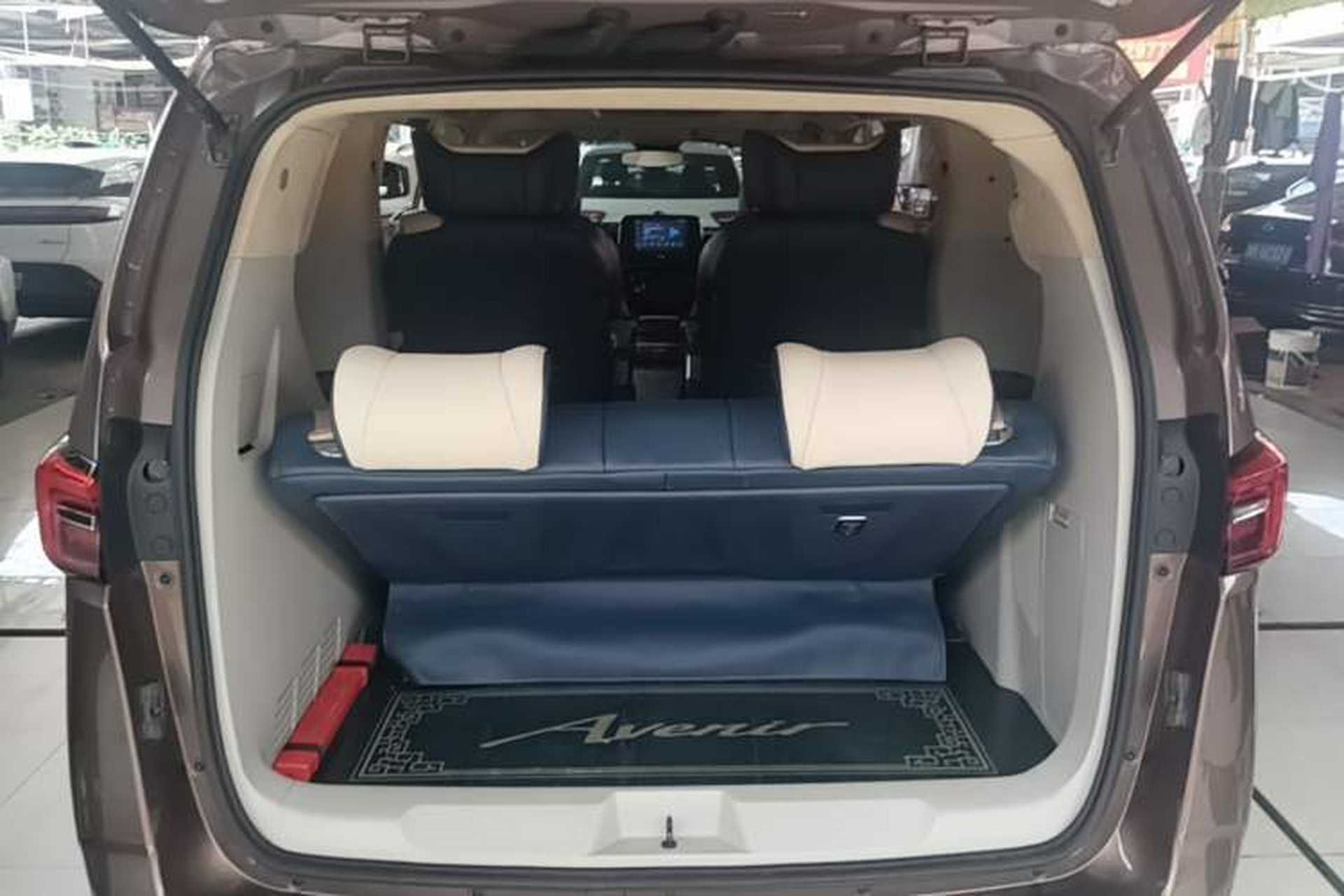 Used Buick GL8 2020 Land Cruiser Executive Class 652T Comfort Model Trunk