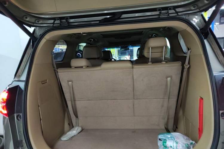 Used Buick GL8 2020 ES Land Cruiser 653T Flagship Model Trunk