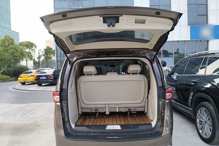 Used Buick GL8 2020 Land Business Class 652T Luxury Model Trunk