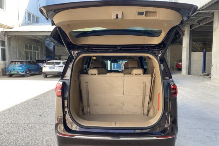 Used Buick GL8 2020 ES Land Cruiser 653T Luxury Model Trunk