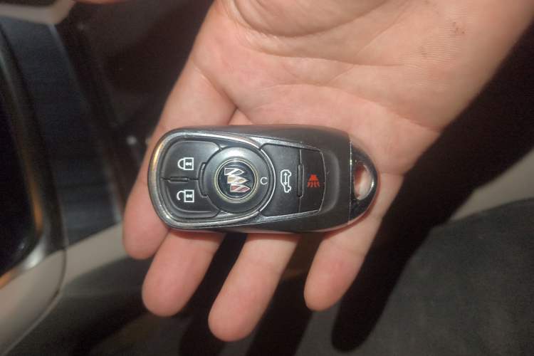 Used Buick GL8 2020 Land Business Class 652T Luxury Model Vehicle Key
