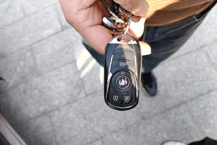 Used Buick GL8 2020 Land Business Class 652T Luxury Model Vehicle Key