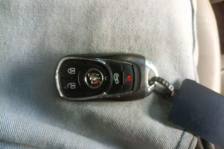 Used Buick GL8 2020 Land Business Class 652T Luxury Model Vehicle Key