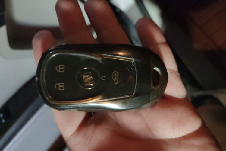 Used Buick GL8 2020 Land Business Class 652T Luxury Model Vehicle Key