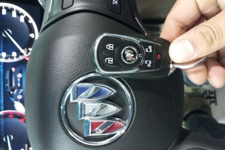 Used Buick GL8 2020 ES Land Cruiser 653T Luxury Edition Vehicle Key