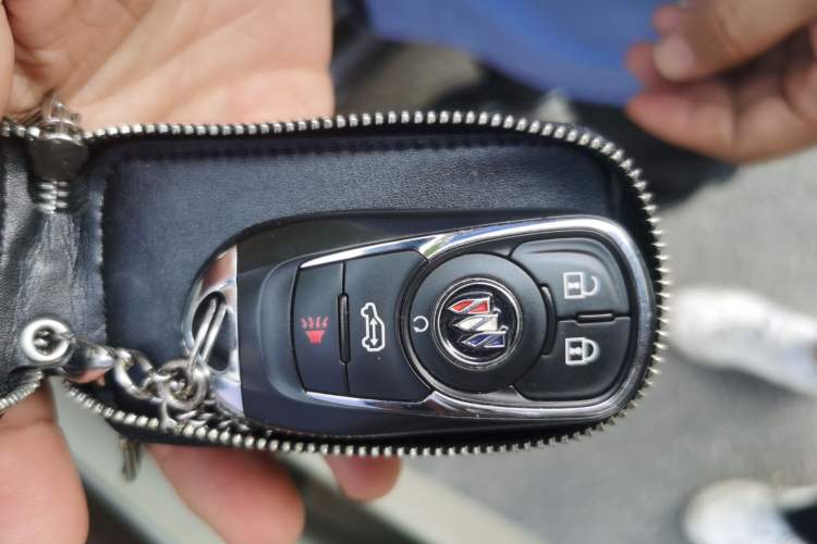 Used Buick GL8 2020 Land Business Class 652T Luxury Model Vehicle Key