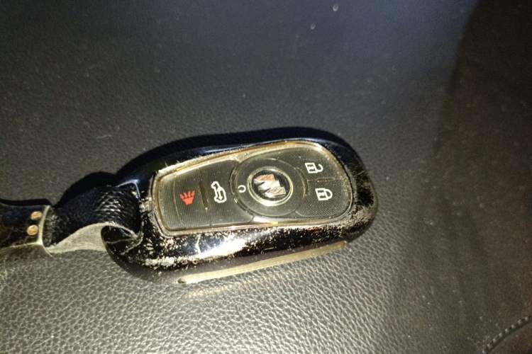 Used Buick GL8 2020 Land Business Class 652T Luxury Model Vehicle Key