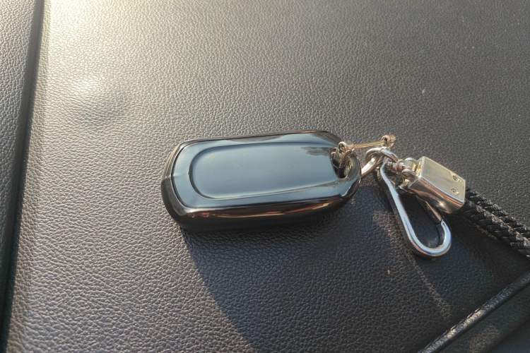 Used Buick GL8 2020 Avenir Avia Six-Seat Deluxe Edition Vehicle Key
