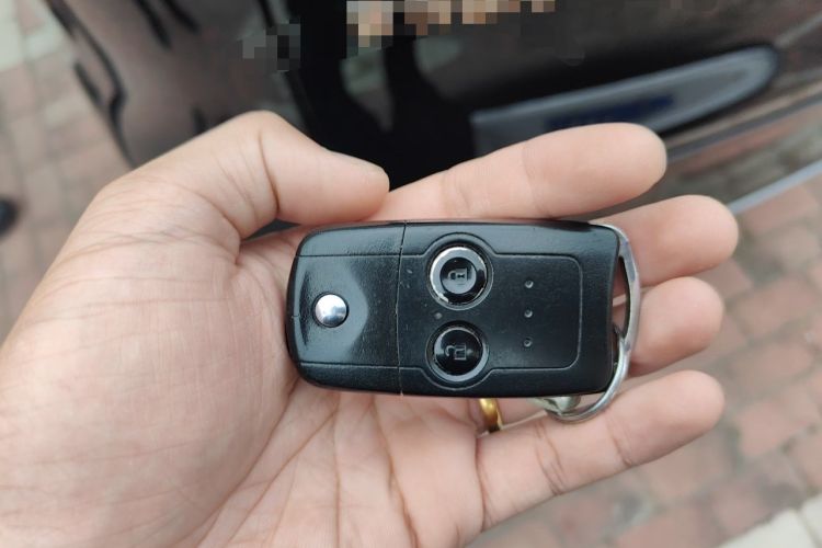 Used Buick GL8 2020 Land Cruiser Executive Class 652T Comfort Model Vehicle Key