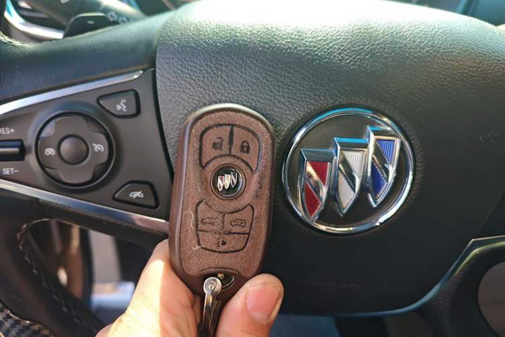 Used Buick GL8 2020 Land Business Class 652T Luxury Model Vehicle Key