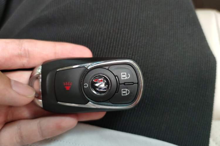 Used Buick GL8 2020 ES Land Cruiser 653T Comfort Edition Vehicle Key