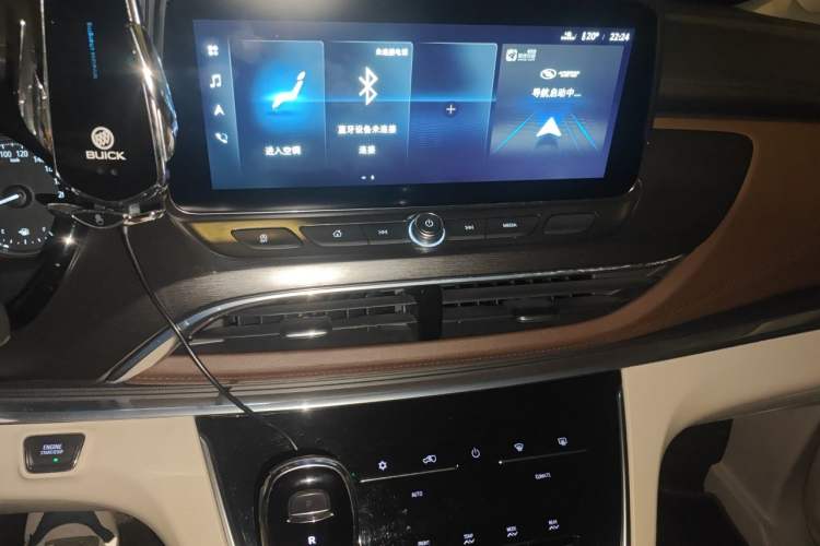 Used Buick GL8 2020 Land Business Class 652T Luxury Model Audio And AC Panel