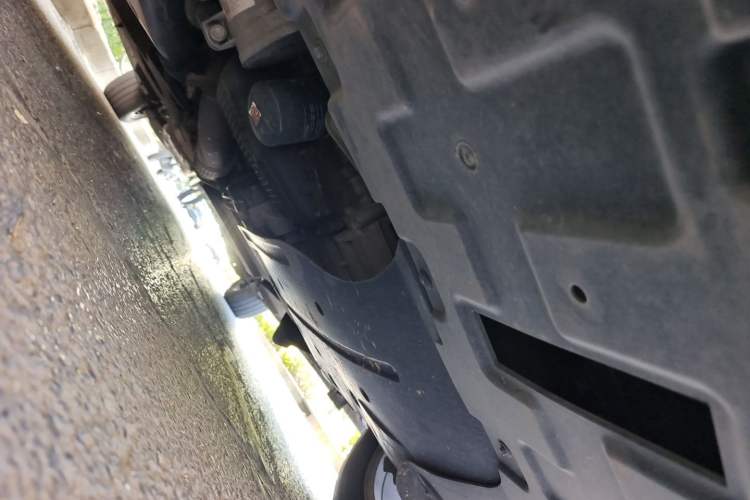 Used Buick GL8 2020 ES Land Cruiser 653T Flagship Model Chassis Front
