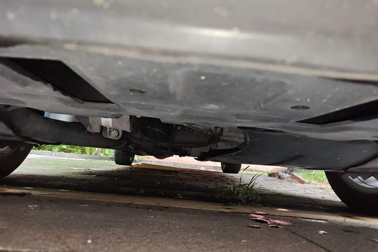 Used Buick GL8 2020 ES Land Cruiser 653T Luxury Model Chassis Front