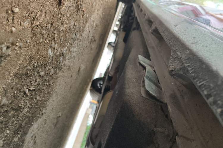 Used Buick GL8 2020 ES Land Cruiser 653T Comfort Edition Chassis Front Right