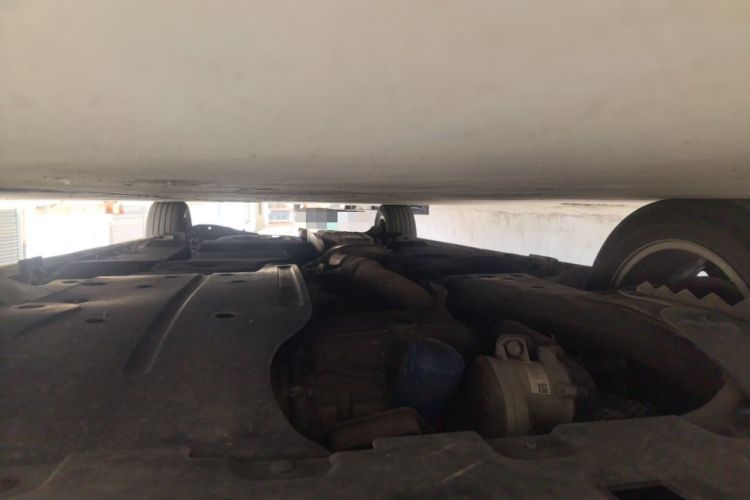 Used Buick GL8 2020 ES Land Cruiser 653T Luxury Model Chassis Front