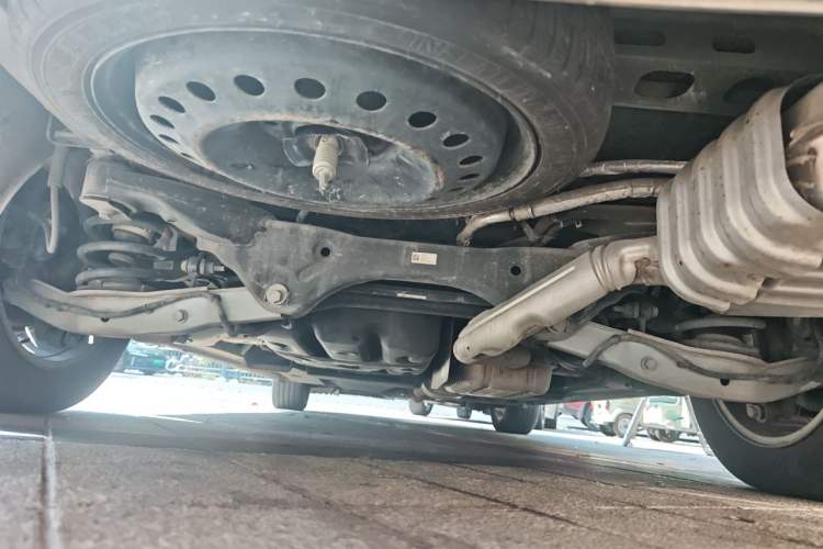 Used Buick GL8 2020 ES Land Cruiser 653T Luxury Model Chassis Rear