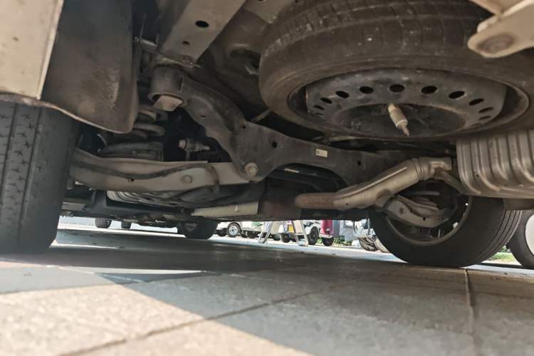 Used Buick GL8 2020 ES Land Cruiser 653T Luxury Model Chassis Rear Left