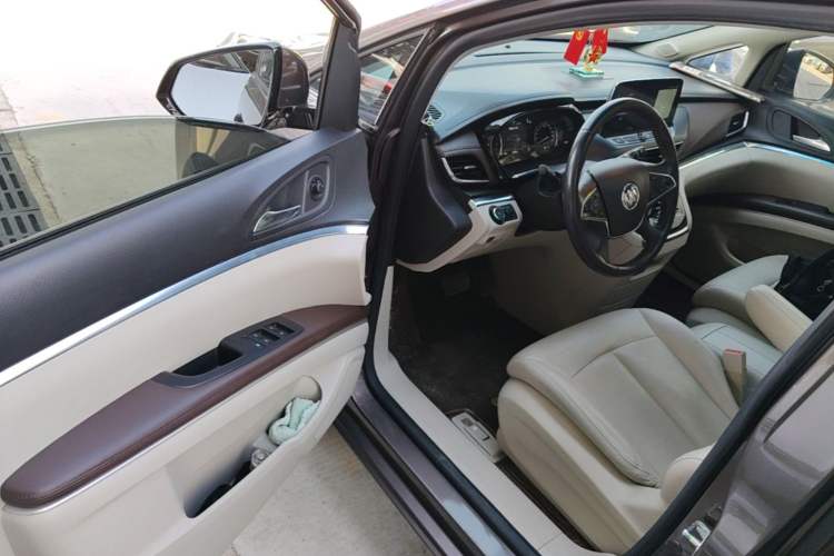 Used Buick GL8 2020 Land Business Class 652T Luxury Model Driver Seat