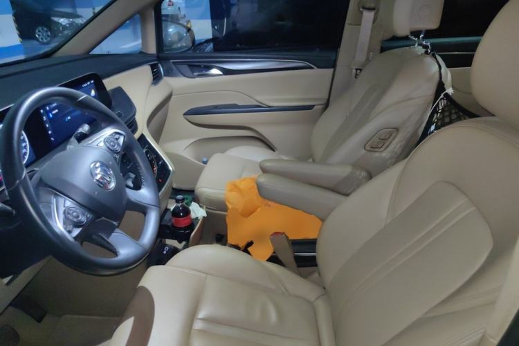 Used Buick GL8 2020 ES Land Cruiser 653T Luxury Model Driver Seat
