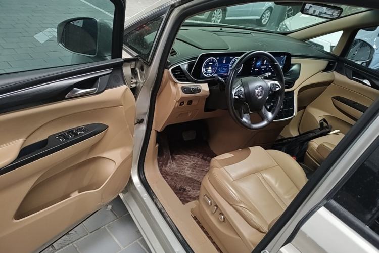 Used Buick GL8 2020 ES Land Cruiser 653T Luxury Edition Driver Seat