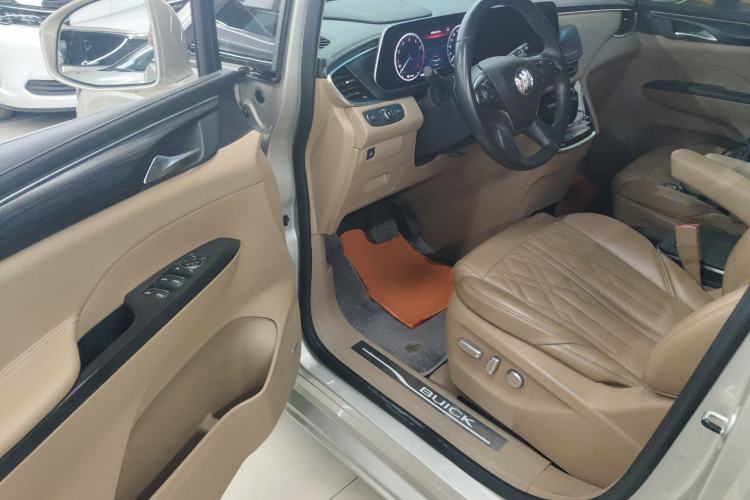 Used Buick GL8 2020 ES Land Cruiser 653T Flagship Model Driver Seat