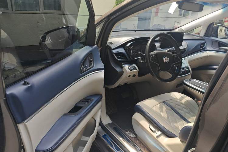 Used Buick GL8 2020 Land Business Class 652T Luxury Model Driver Seat