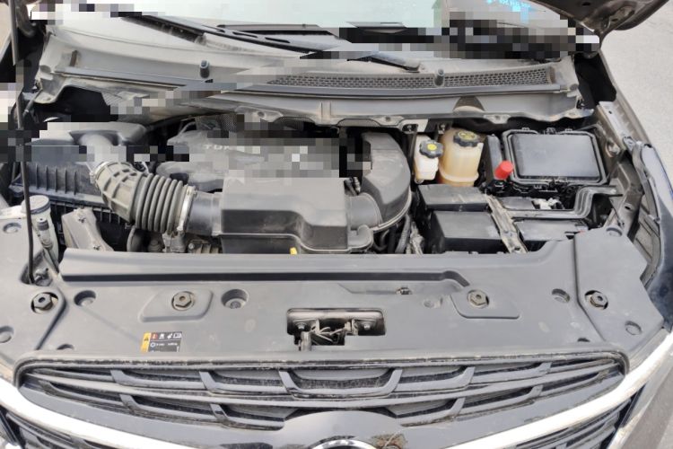 Used Buick GL8 2020 Land Business Class 652T Luxury Model Engine Bay