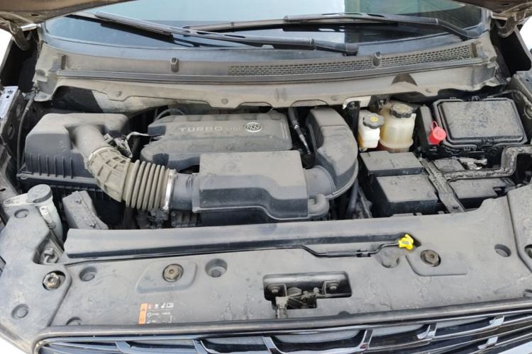 Used Buick GL8 2020 Land Business Class 652T Luxury Model Engine Bay