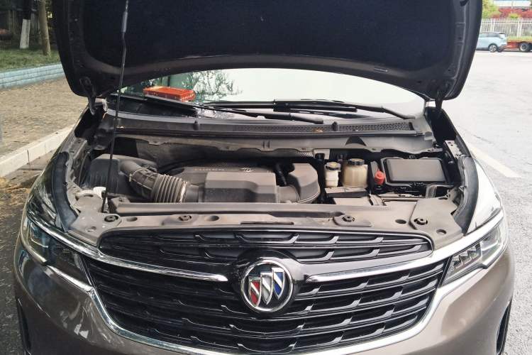 Used Buick GL8 2020 Land Business Class 652T Luxury Model Engine Bay
