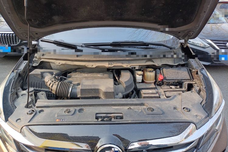 Used Buick GL8 2020 Land Business Class 652T Luxury Model Engine Bay