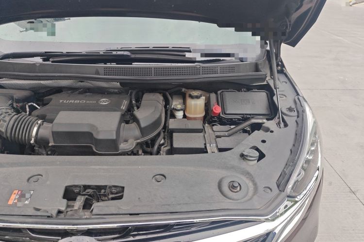 Used Buick GL8 2020 ES Land Cruiser 653T Flagship Model Engine Bay Left