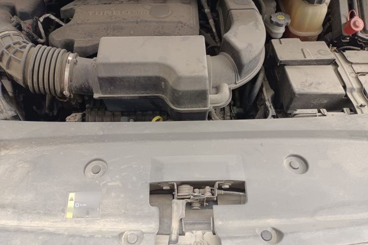 Used Buick GL8 2020 ES Land Cruiser 653T Comfort Edition Engine Bay