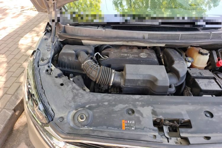 Used Buick GL8 2020 ES Land Cruiser 653T Flagship Model Engine Bay Right