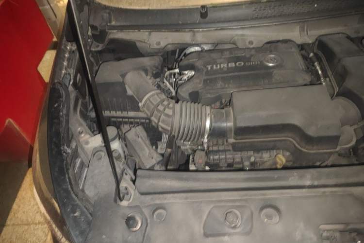 Used Buick GL8 2020 Land Business Class 652T Luxury Model Engine Bay Right
