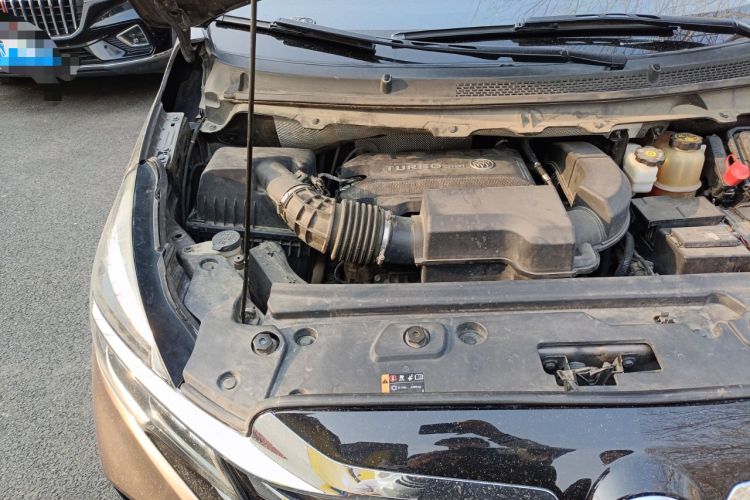 Used Buick GL8 2020 Land Business Class 652T Luxury Model Engine Bay Right
