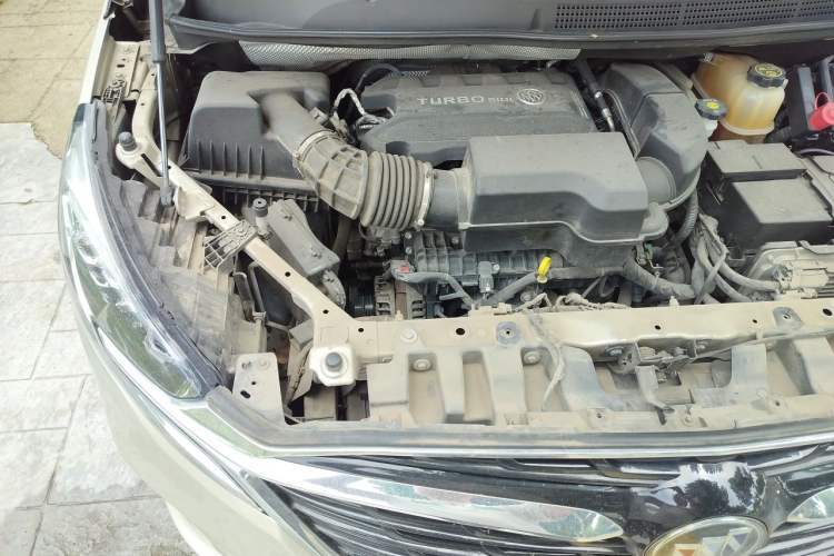 Used Buick GL8 2020 ES Land Cruiser 653T Luxury Edition Engine Bay Right