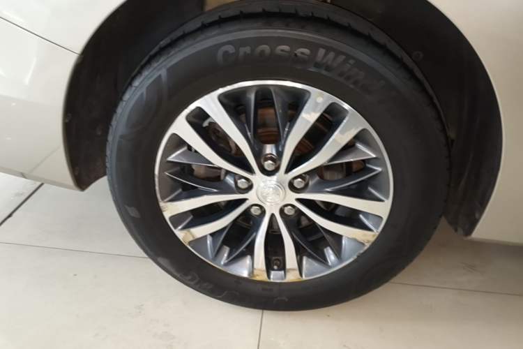 Used Buick GL8 2020 ES Land Cruiser 653T Luxury Edition Exterior 5