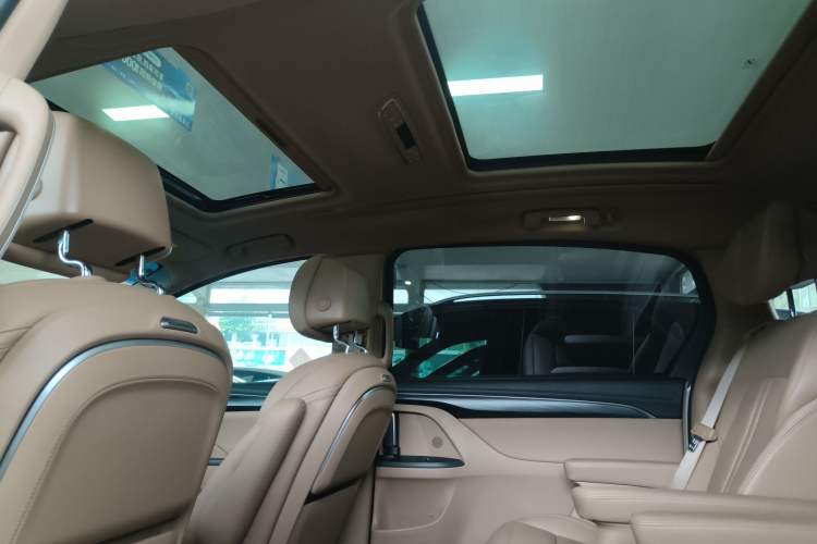 Used Buick GL8 2020 ES Land Cruiser 653T Flagship Model Headliner