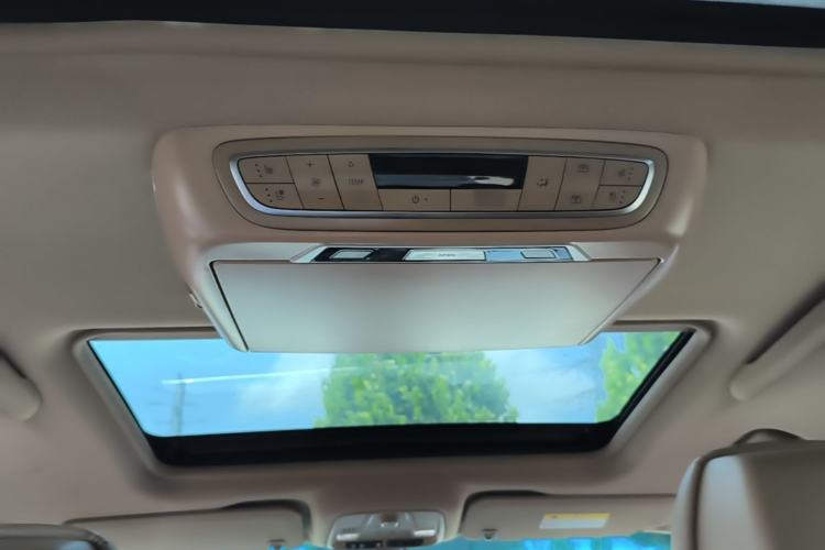 Used Buick GL8 2020 ES Land Cruiser 653T Flagship Model Headliner